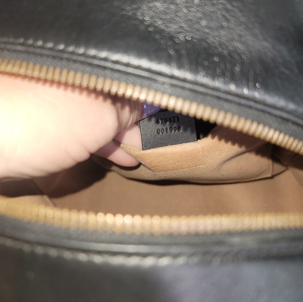 Gucci Black Matelasse Leather GG Marmont Backpack - Picture 13 of 15